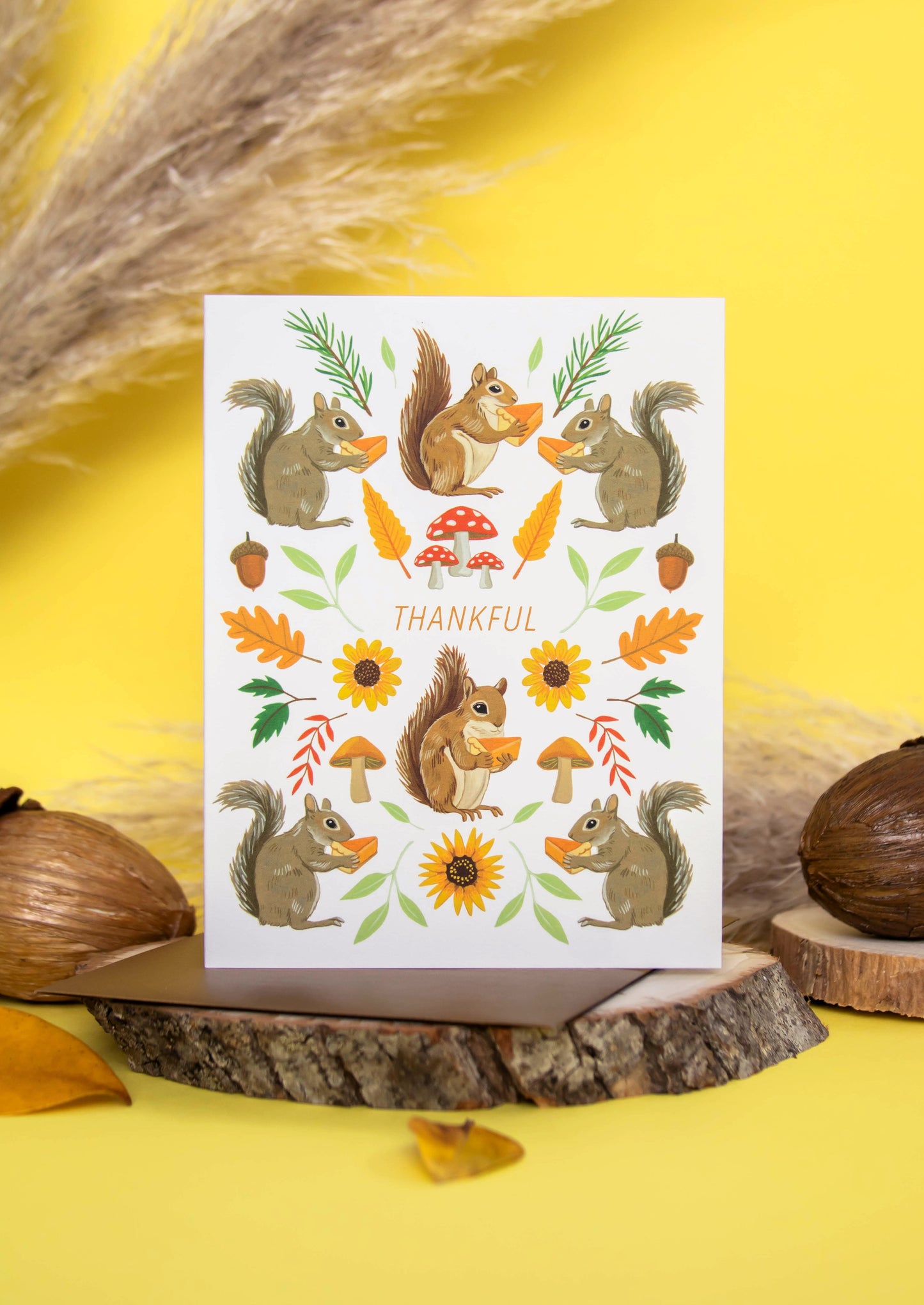 THANKFUL SQUIRRELS - THANKSGIVING GREETING CARD